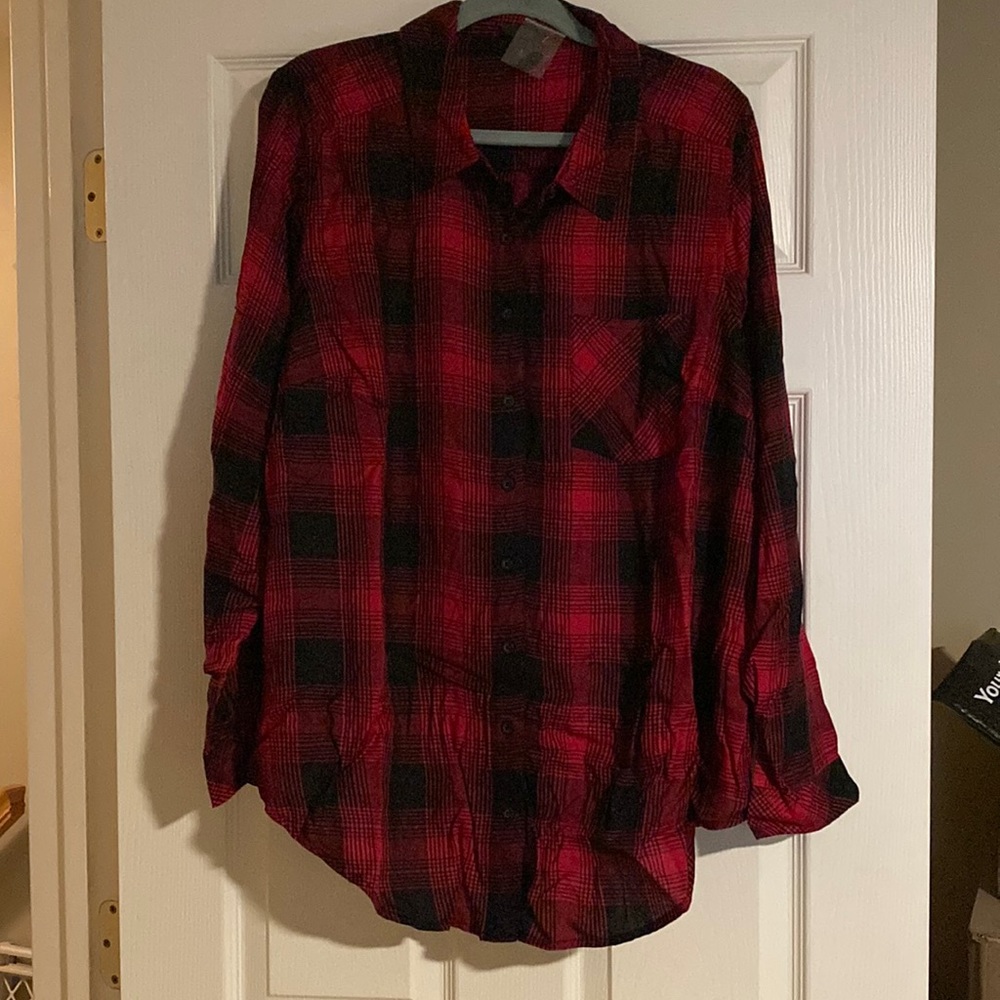 New with tags Torrid size 2 Buffalo plaid shirt with skull on back